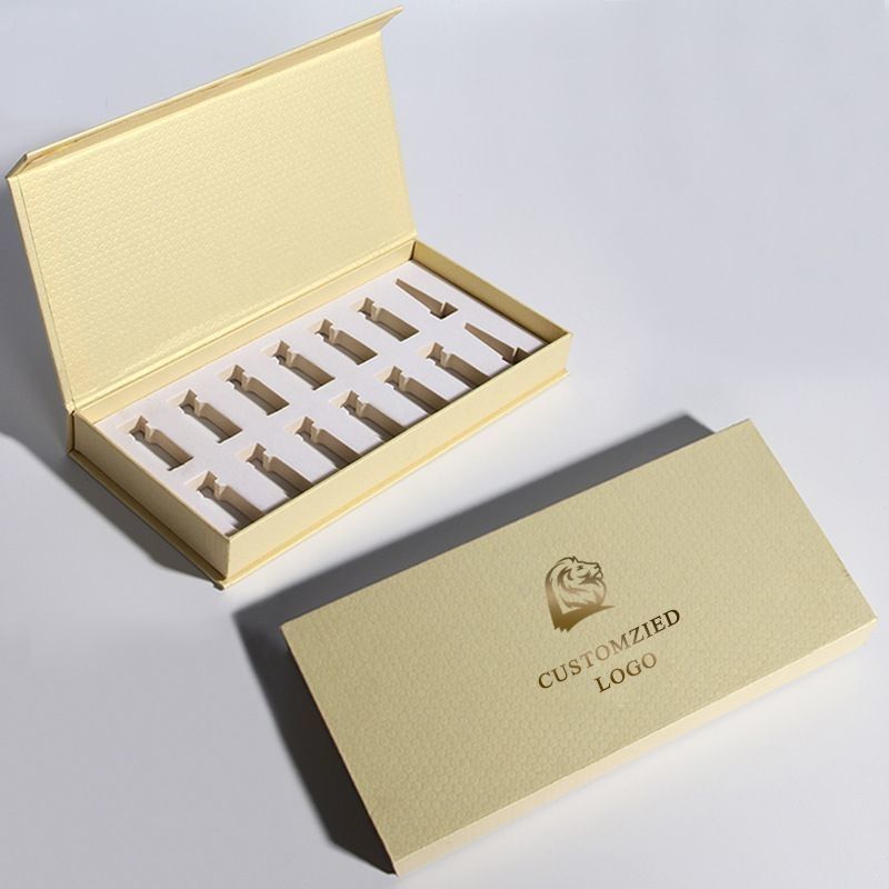 Rectangle Luxury Rigid Magnetic Gift Box Per Imballaggio Perfume Skincare Set Olio Essenziale