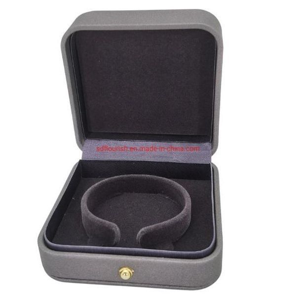 Manipolazione superficiale di timbrazione a caldo Elegante colore grigio quadrato in forma di braccialetto braccialetto confezionamento regalo rosa
