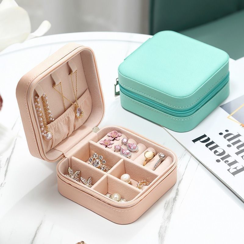 Set di gioielli quadrati Cassa regalo Mini Box per donne Ragazze Moda Solid Luxury Portatile PU Pelle PVC Cartone