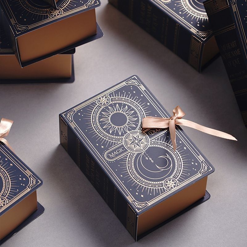 Tipo di libro Magnetic Clousre confezionamento carta scatola regalo con nastro personalizzato logo stampato