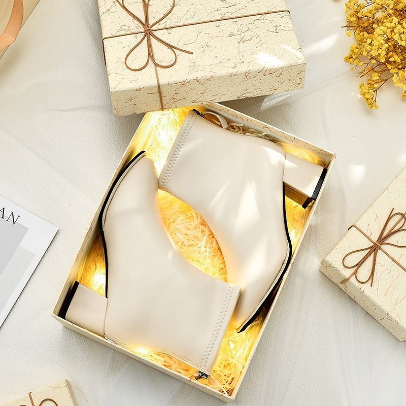 Capo di moda e scatola regalo base per abbigliamento scarpe cosmetici per la cura della pelle scatola di imballaggio di bellezza