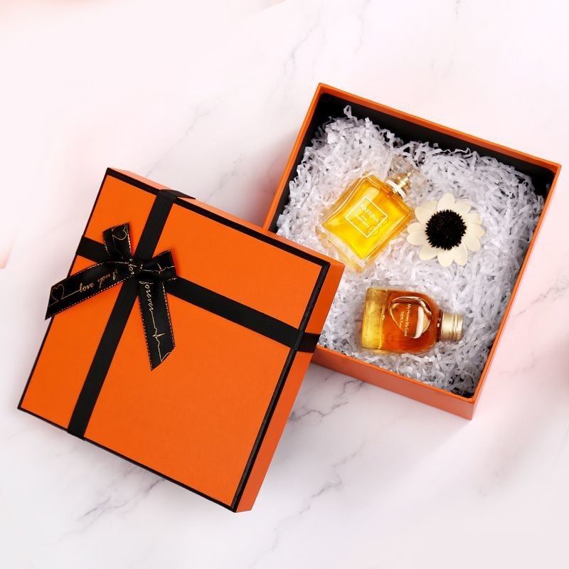 Cartoni stampati personalizzati per cappelli giocattoli guanti da boxe articoli per la casa cosmetici T-shirt profumo fiore
