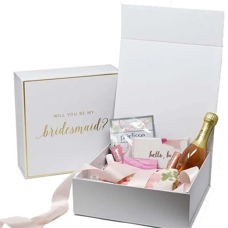 Scatola regalo in cartone bianco a chiusura magnetica personalizzata per il giorno della mamma San Valentino