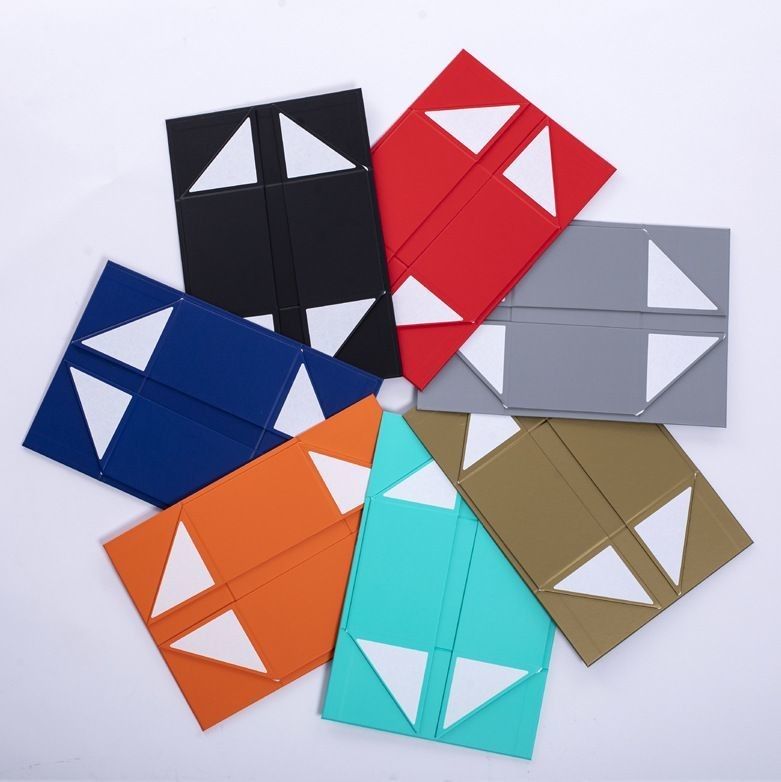 Scatola regalo in carta cartonata magnetica pieghevole con maniglia a nastro per gioielli